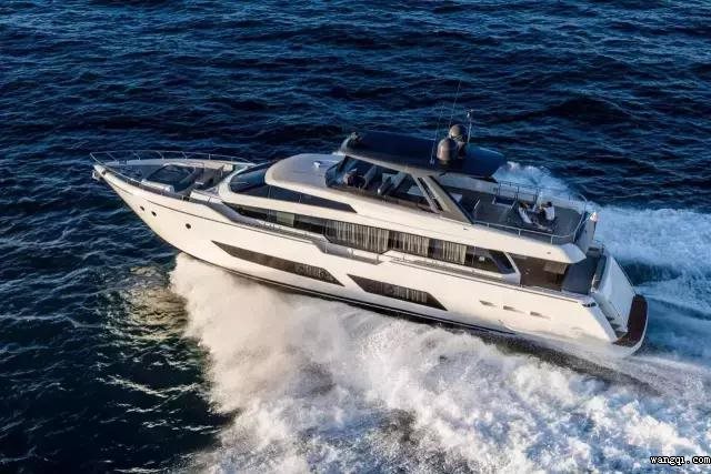 意大利豪華游艇法拉帝850